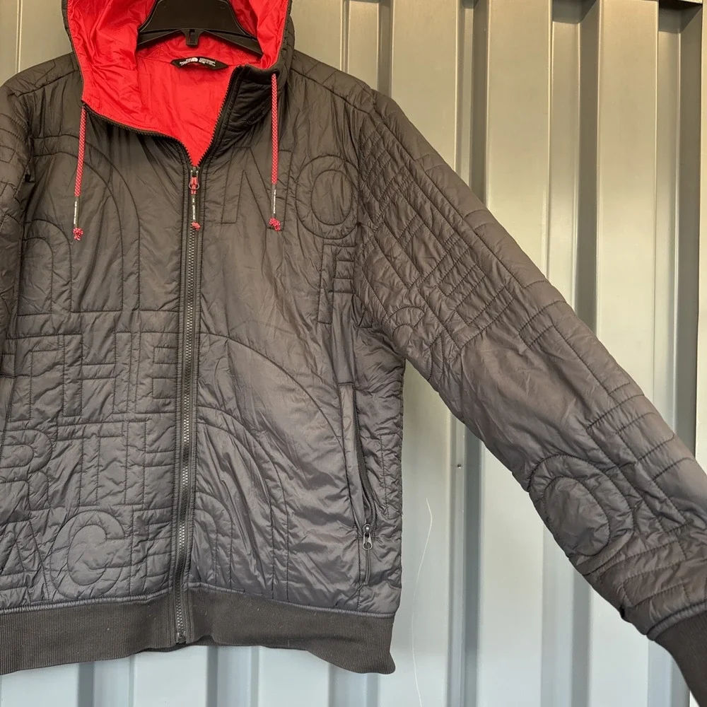 The North Face Men's Black Quilted Jacket M Full Zip Pockets Red Lining